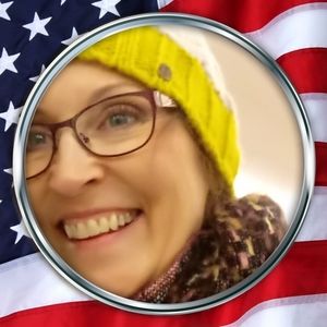 Meet your Posher, Lawana